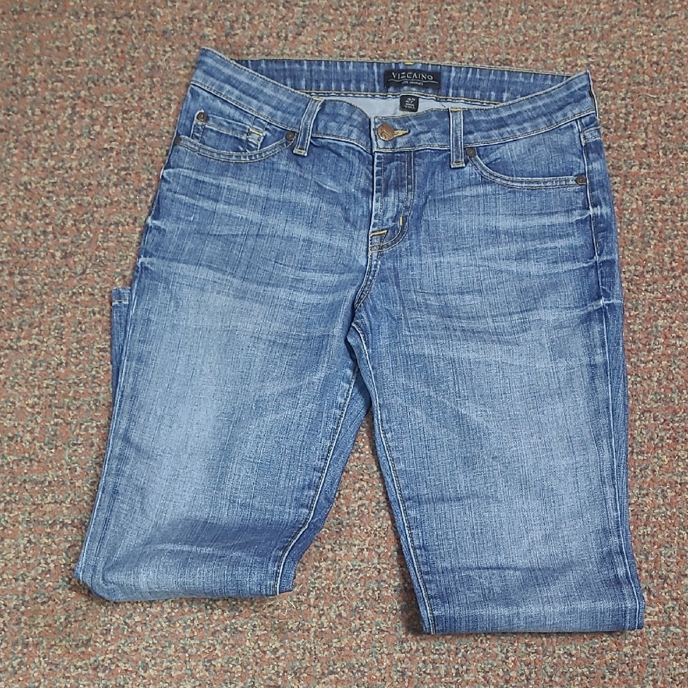 Women's Classic Blue Cropped Jeans